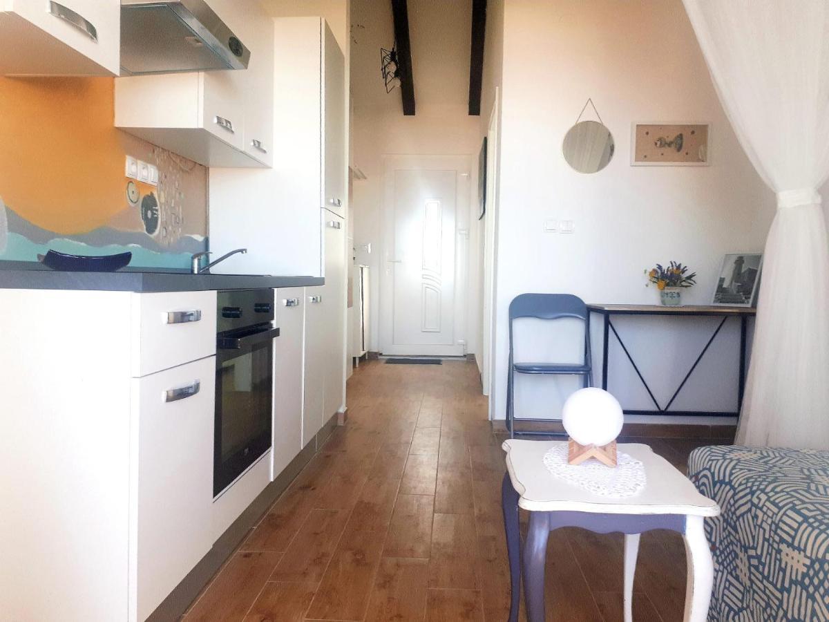 רוגוזניצה Apartments Starshine & Lighthouse מראה חיצוני תמונה