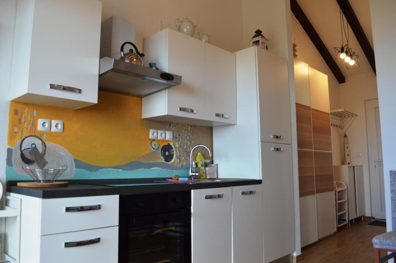 רוגוזניצה Apartments Starshine & Lighthouse מראה חיצוני תמונה