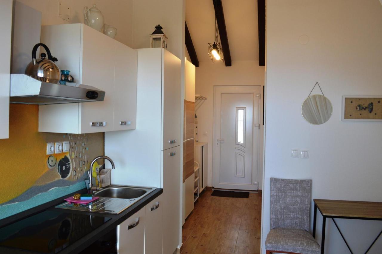 רוגוזניצה Apartments Starshine & Lighthouse מראה חיצוני תמונה