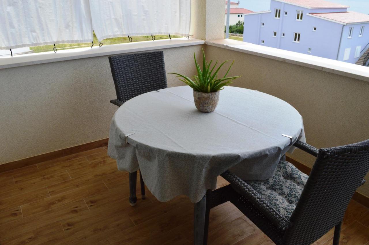 רוגוזניצה Apartments Starshine & Lighthouse מראה חיצוני תמונה
